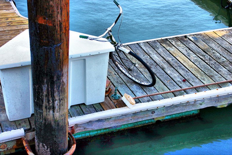 "Las bicicletas no son para navegar" de Manuel Velasco