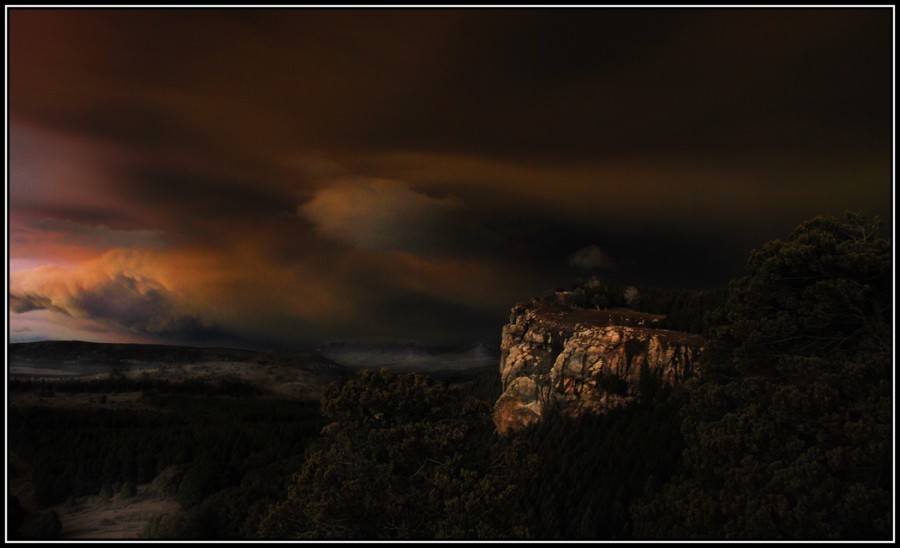 "Nube de ceniza" de Marcos Celave