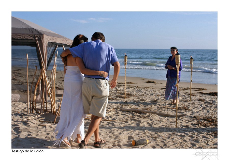 "Boda en la Playa - Testigos" de Silvia Corvaln