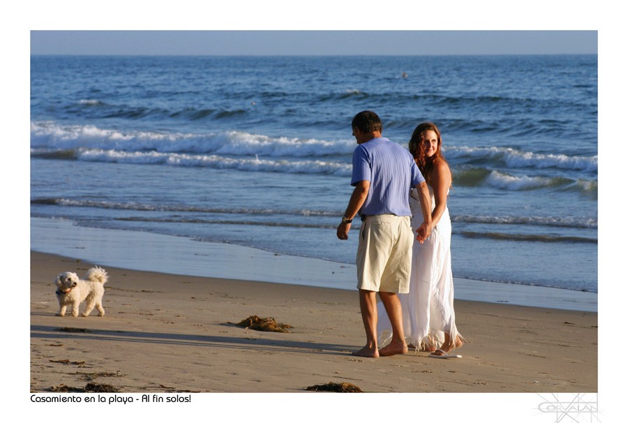 "Boda en la Playa - Al fin solos!" de Silvia Corvaln