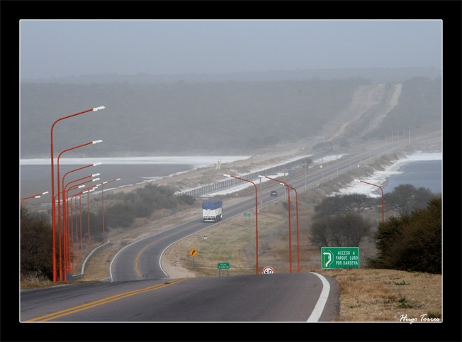 "viento,tierra ysal........" de Hugo Carlos Torres