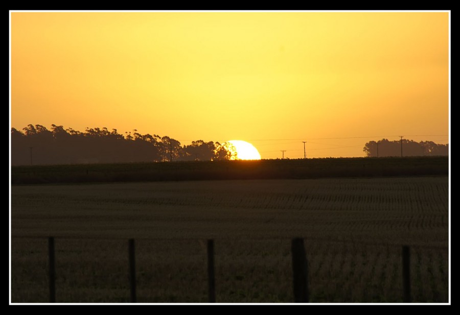 "Atardecer" de Hugo Lorenzo