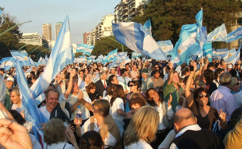 "Orgulloso de mi bandera" de Ricardo Lagrange