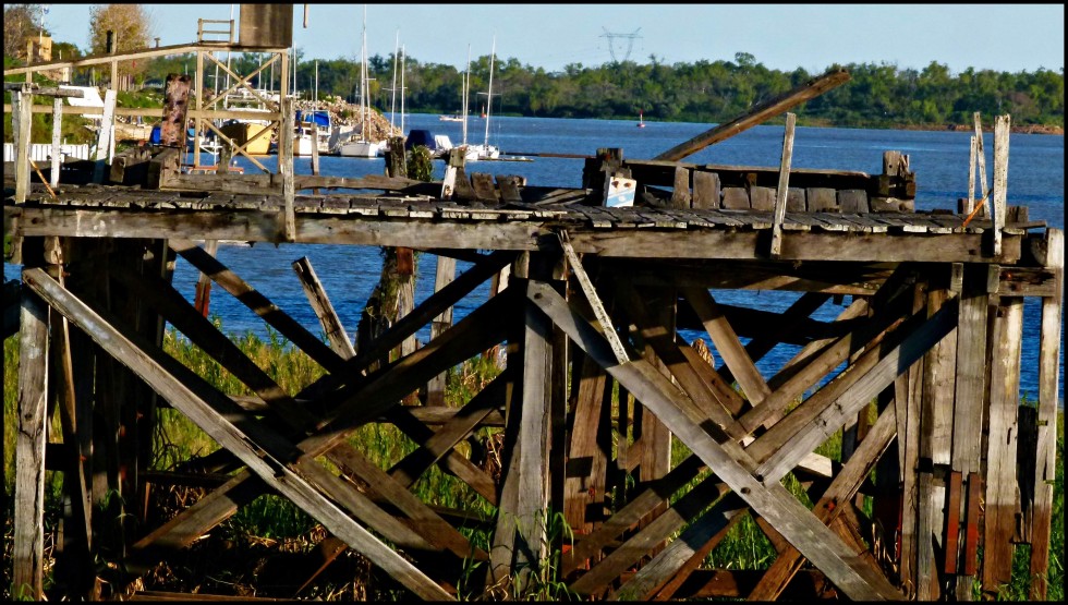 "El viejo puerto" de Carlos Dichiara