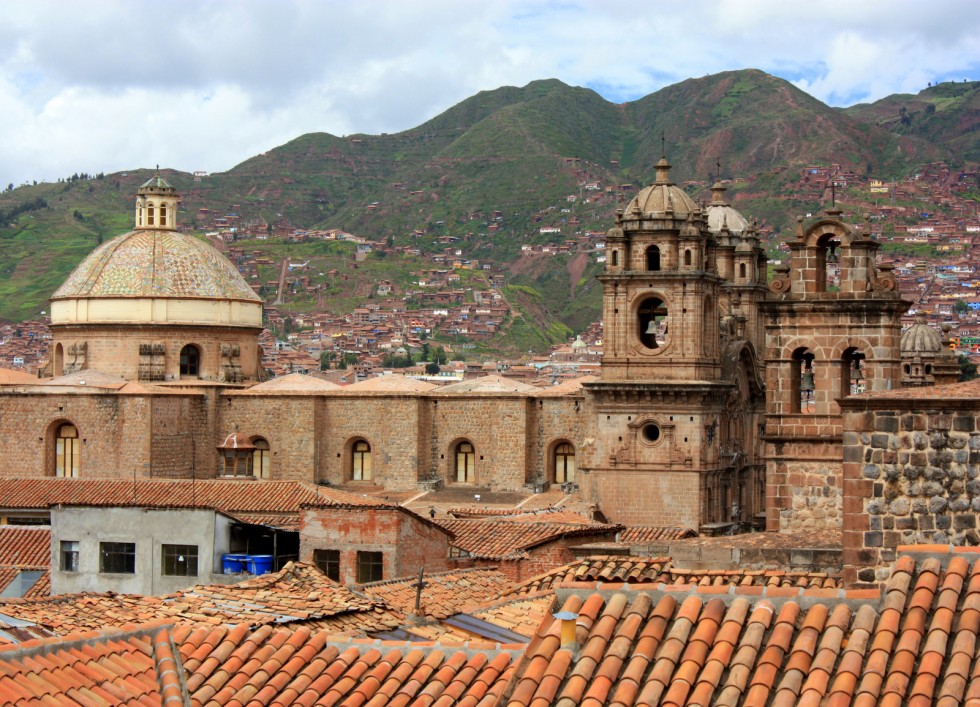 "Cpulas de Cuzco" de Mariano Olivero