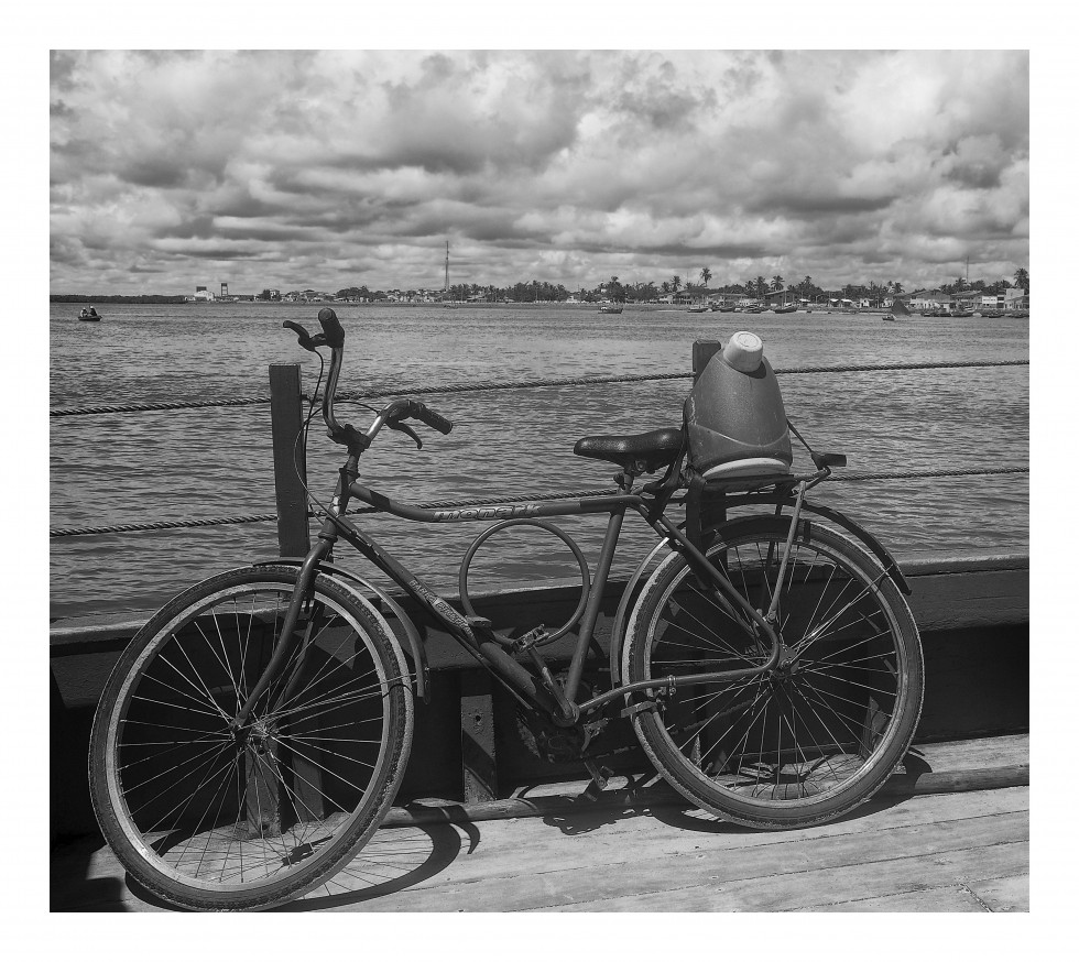 "Una bicicleta navegante" de Analia Coccolo