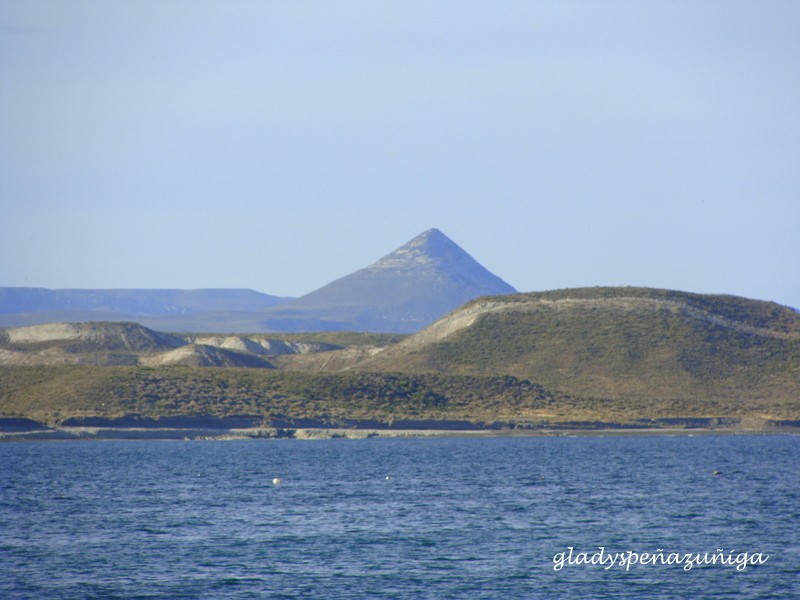 "piramide natural patagonica" de Gladys Pea Zuiga