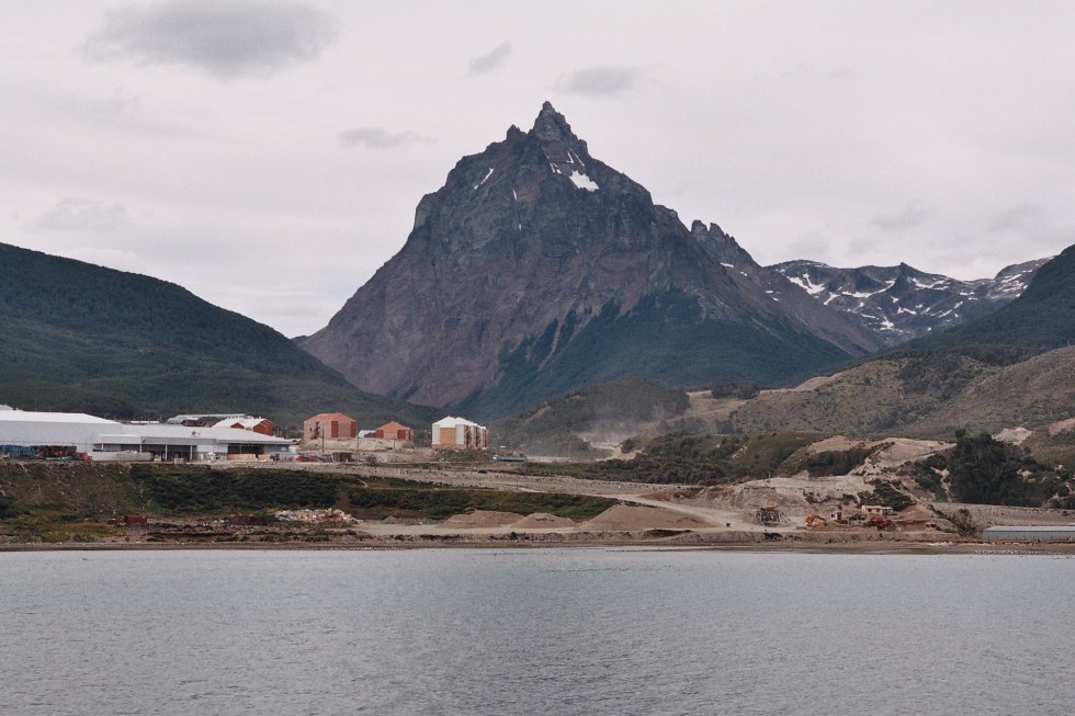 "cerro Las Cinco Hermanas (Tierra del Fuego-Arg.)" de Jose Alberto Vicente