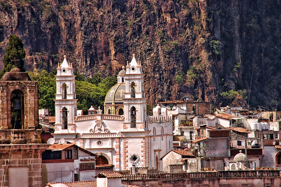 "Catedral de Tasco" de Manuel Velasco