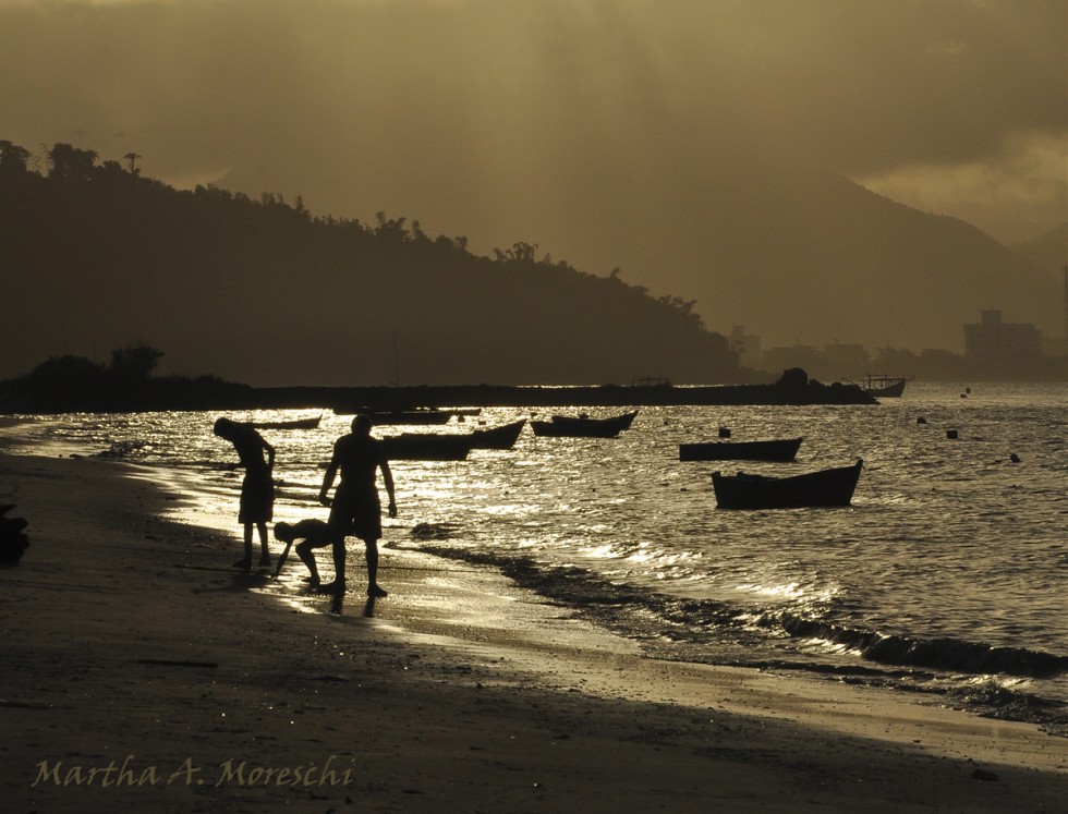 "Lejano verano" de Martha A. Moreschi