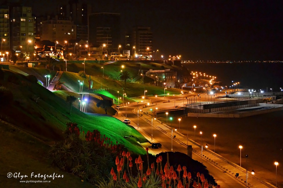 "Costa nocturna" de Glyn Griffiths