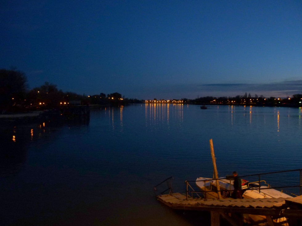 "Patagones y el rio" de Margarita Aqueveque