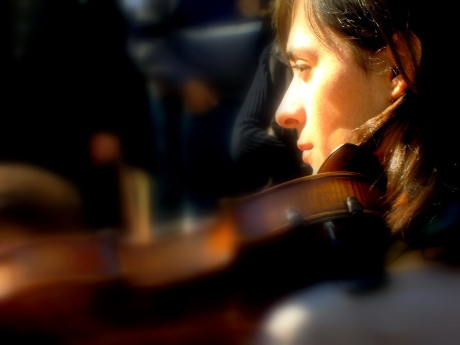 "La violinista" de Juan Angel Rojas