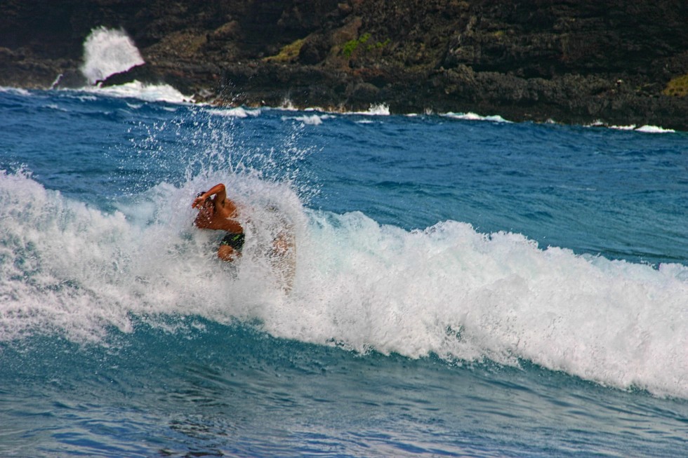 "Surfeando" de Manuel Velasco