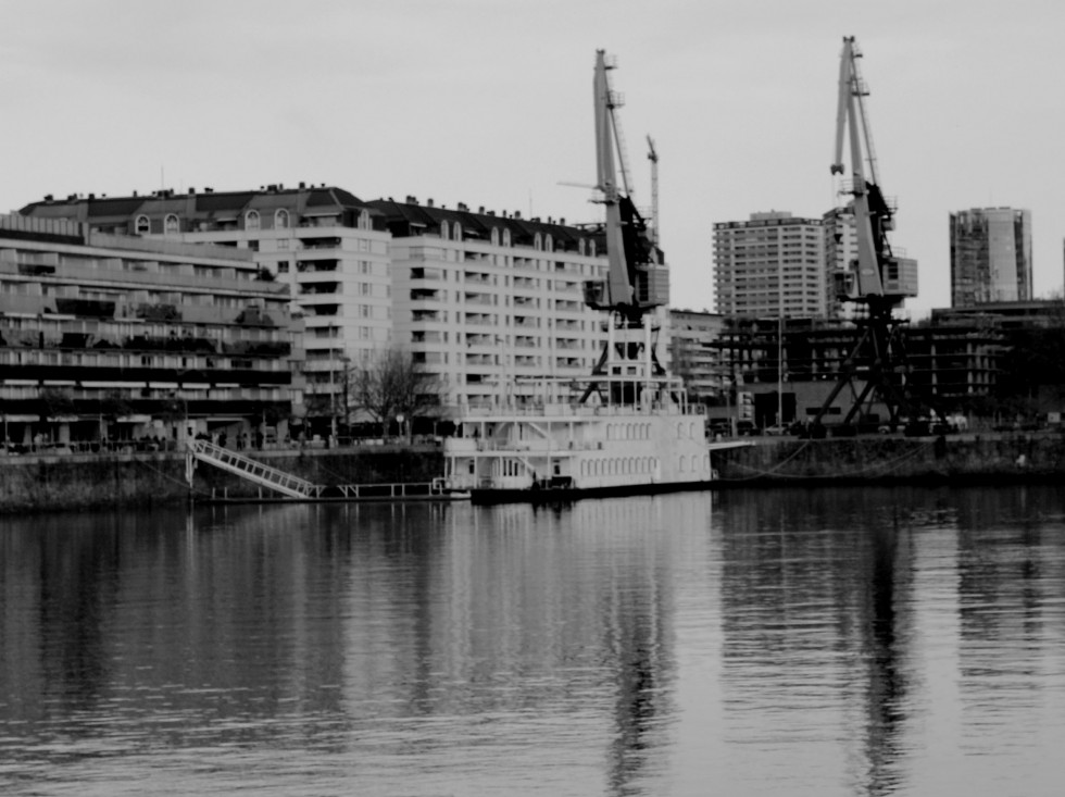 "POR LA TARDE (Puerto Madero)" de Elizabeth Gutirrez (eligut)