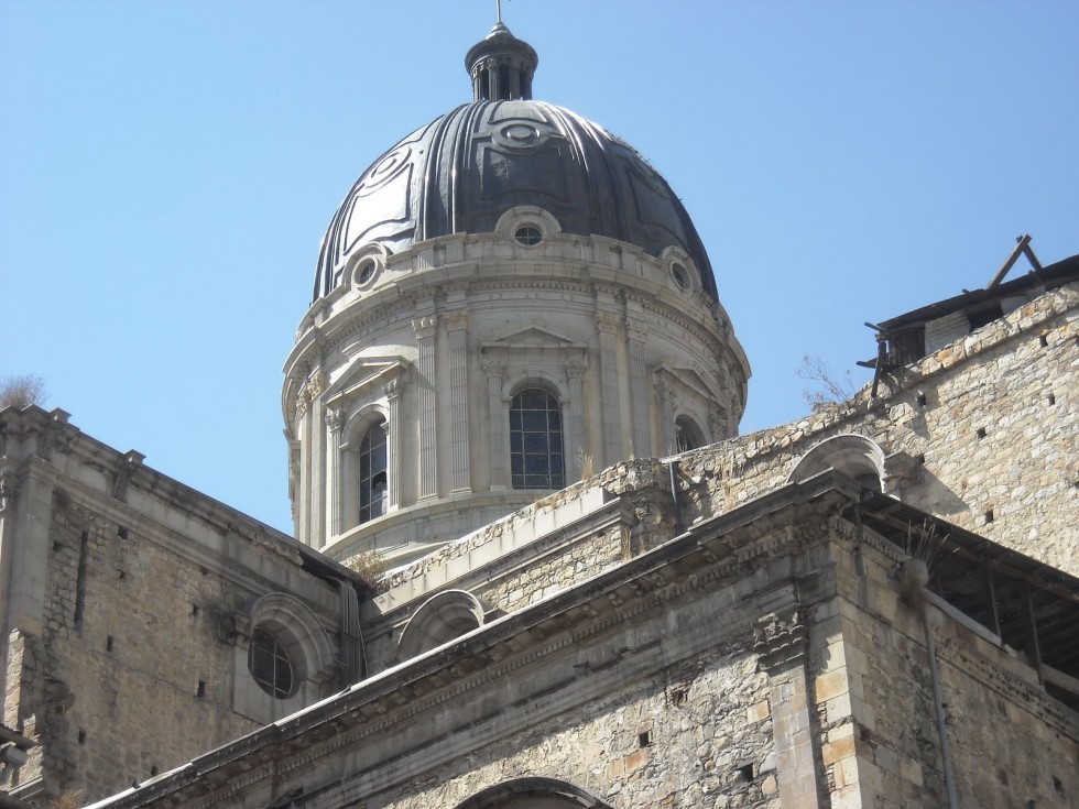 "Catedral" de Luis Fernando Altuzarra Bustillos