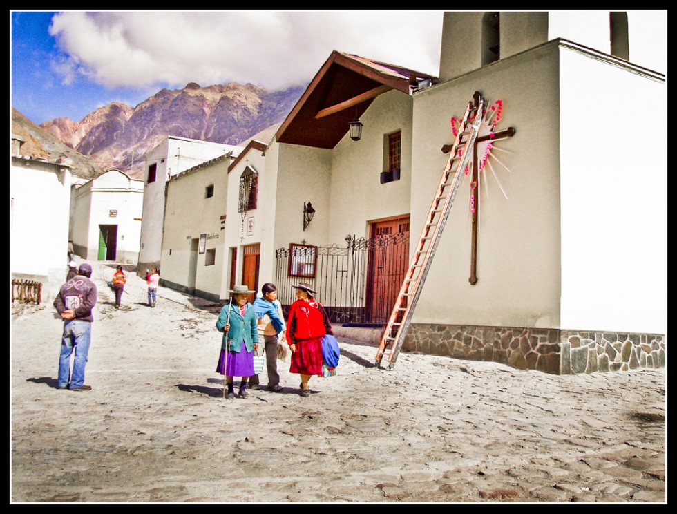 "Plaza principal" de Maria Cristina Silva