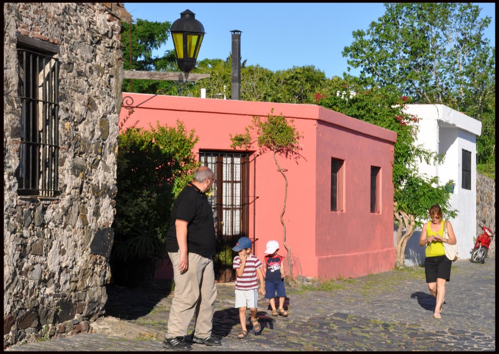 "Turismo colonial I" de Mora C. Nitzabrego