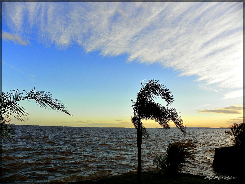 "Paseo por lo Rio Guaiba..III" de Anglica Pegas