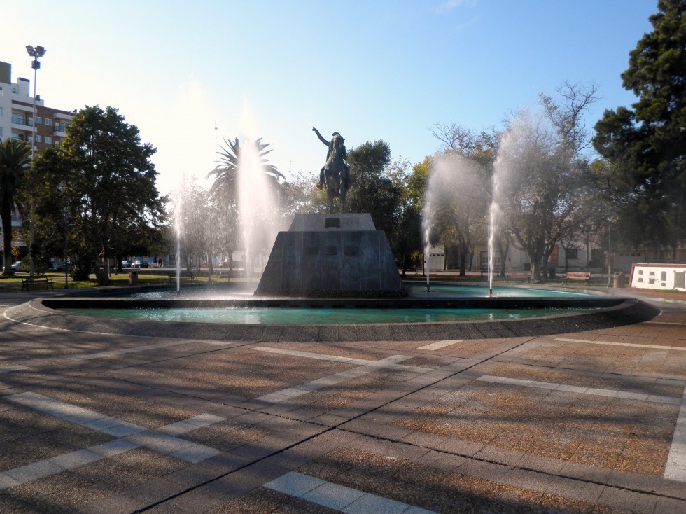 "postal de mi ciudad" de Saul Rodriguez