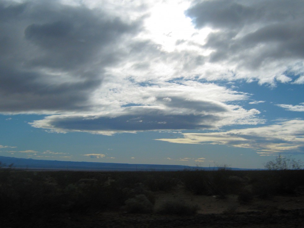 "Nubes Viajeras..!!" de Gabriela Hernndez Canales