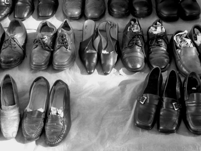 "venta de zapatos" de Marcos Pedro Escudero