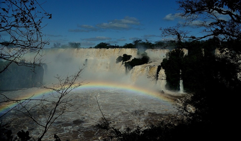 "sobre el arco iris" de Mercedes Orden