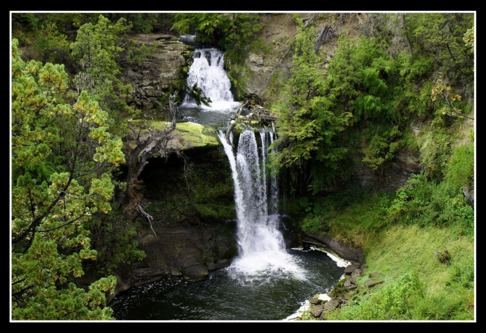 "Cascada del sur" de Hugo Lorenzo