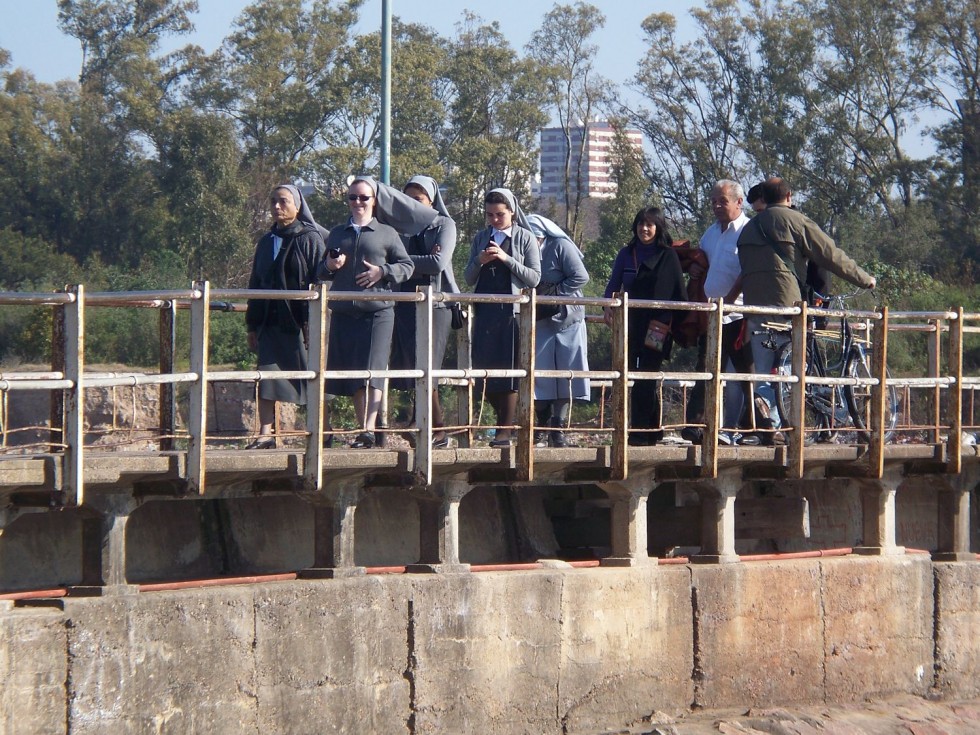 "recorriendo el espinel" de Nestor Vicente Margagliotti