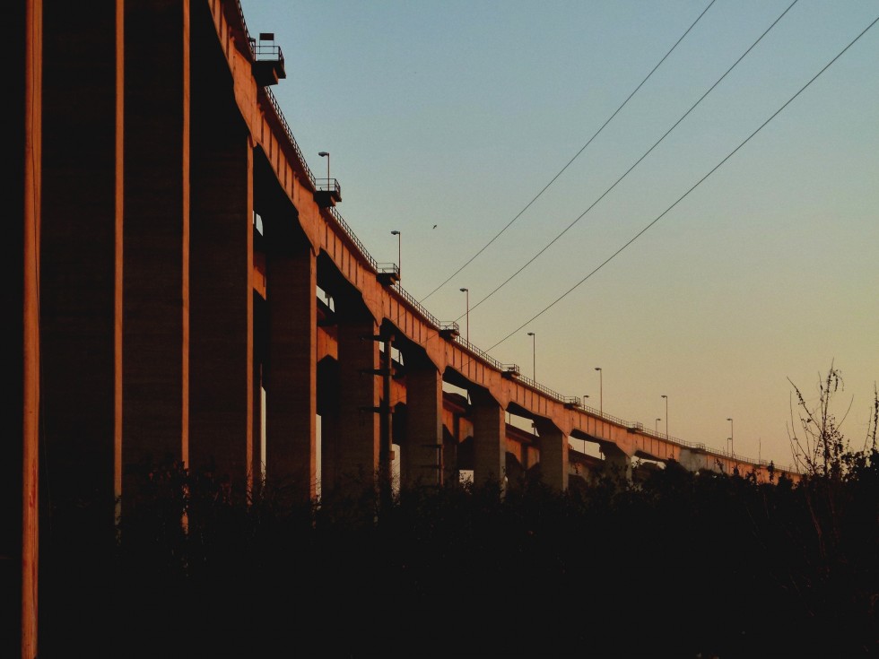 "Amanece en la ruta" de Lionel Cabrera