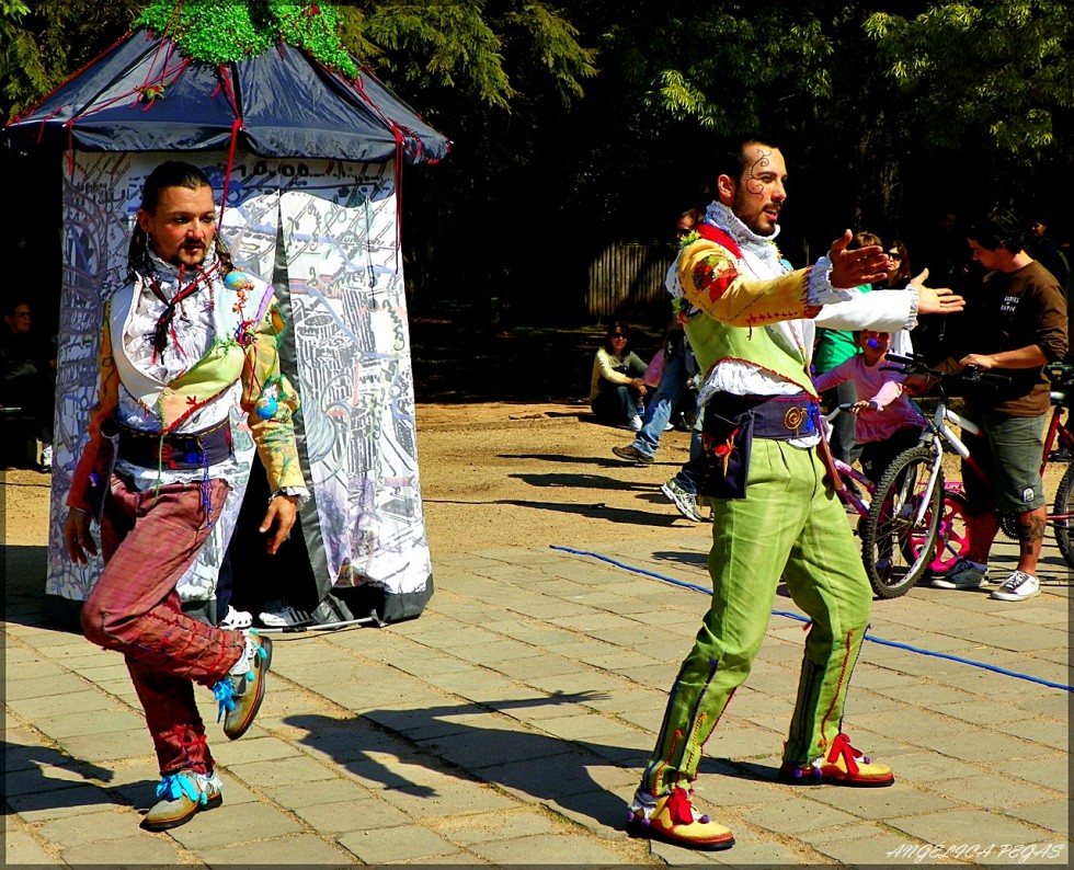 "TEATRO EN PARQUE.." de Anglica Pegas