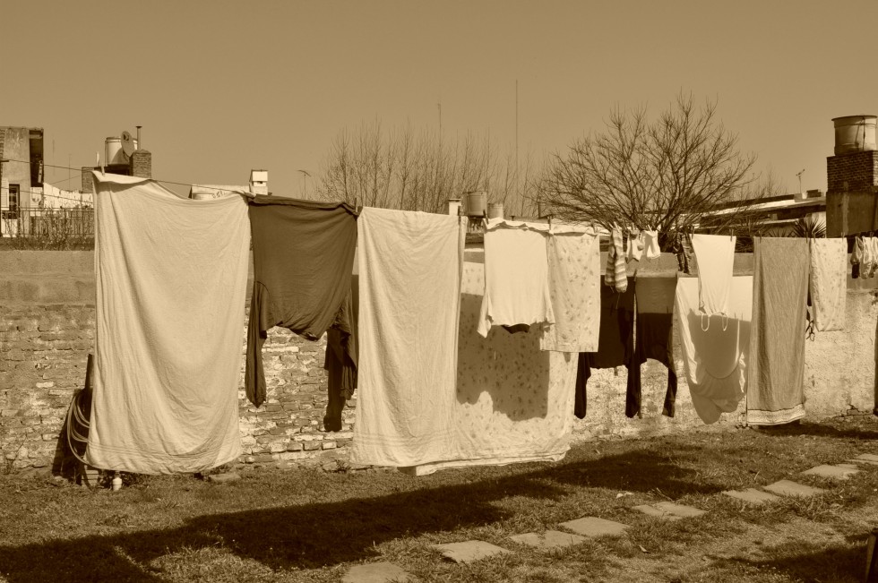 "Trapitos al sol" de Maria Julieta Carlomagno