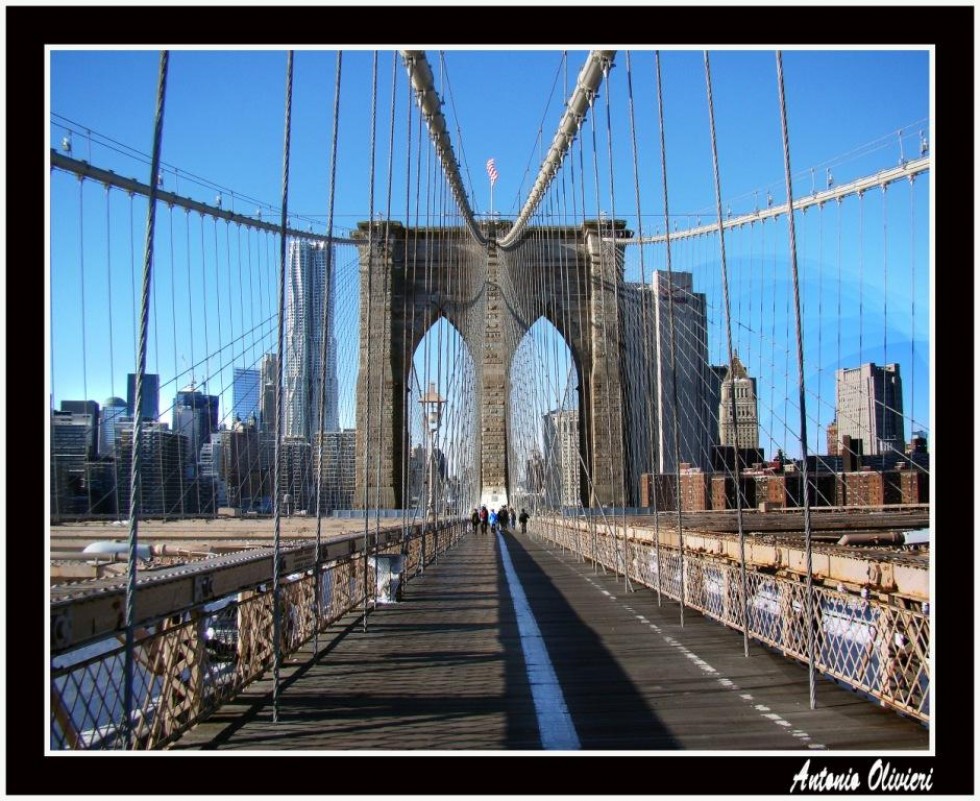 "RUMBO A BROOKYN" de Antonio Olivieri