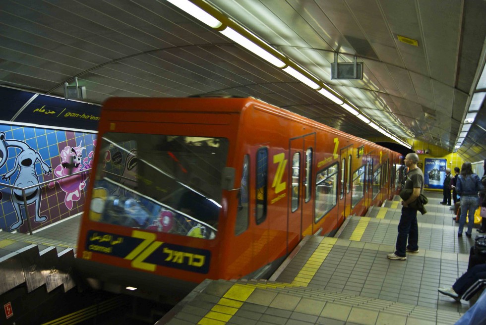 "Metro escalera" de Edgardo Lichtensztein