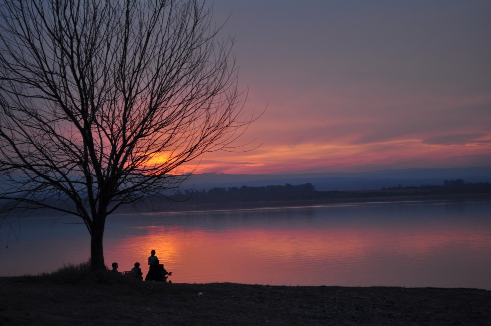 "atardecer primaveral" de Edi Viviana Gautero