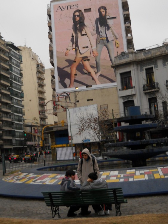 "Vamos a la Plaza?" de Ana Vaccari