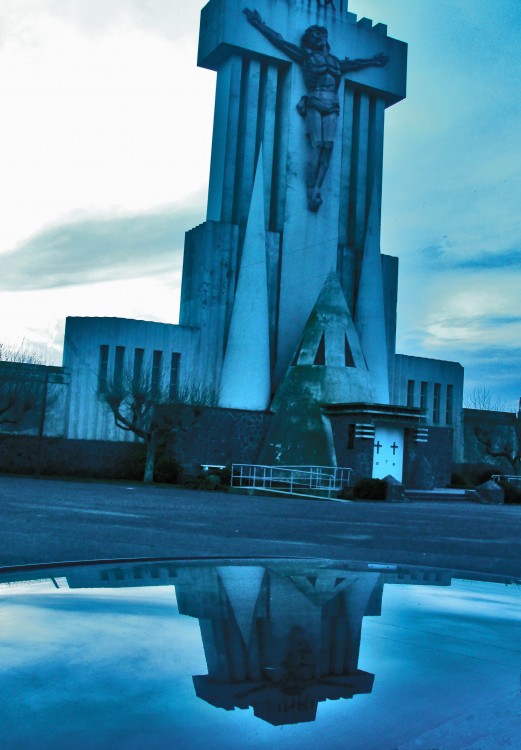 "El cristo reflejado" de Ricardo Lagrange