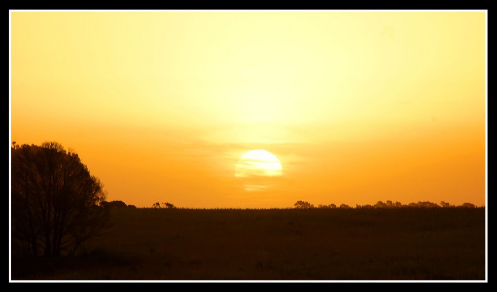 "Puesta de sol" de Hugo Lorenzo