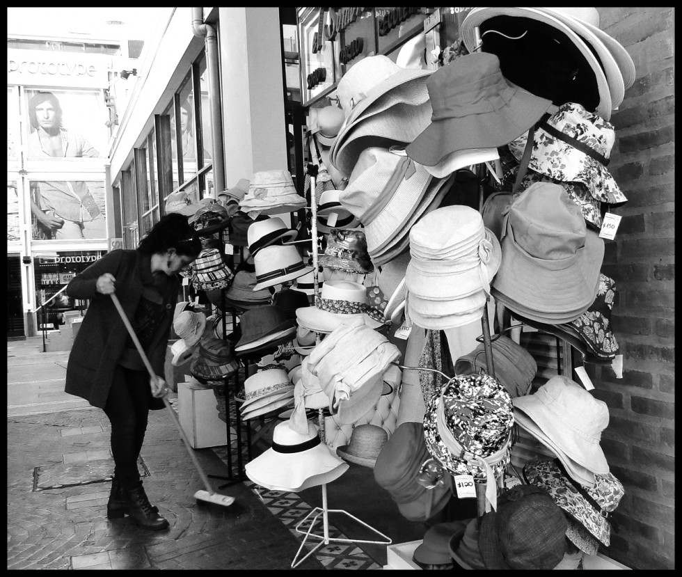 "Tienda de sombreros" de Romina Rodriguez
