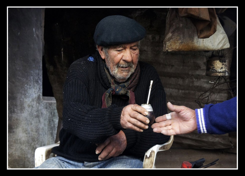 "Tomate un mate" de Hugo Lorenzo