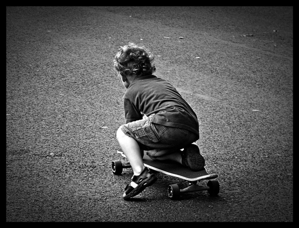 "El nio y la patineta" de Alberto Elizalde