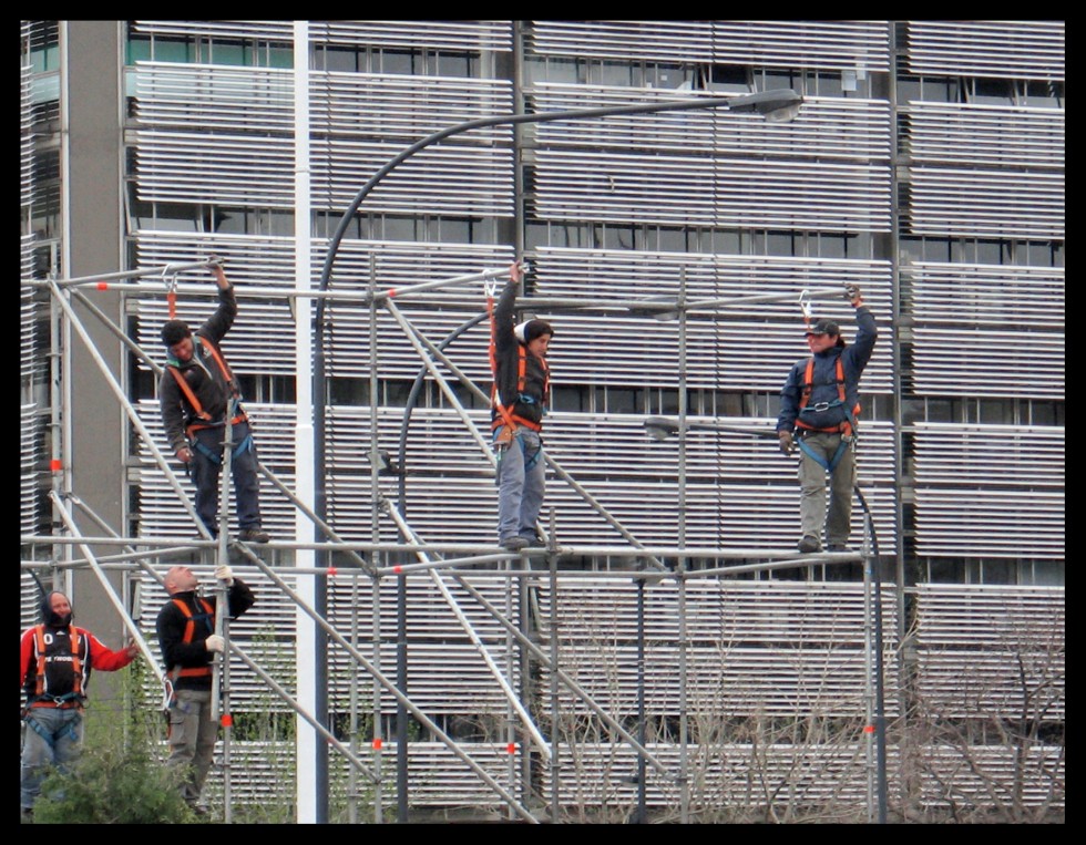 "Los equilibristas" de Luis Carlos Buscaglia