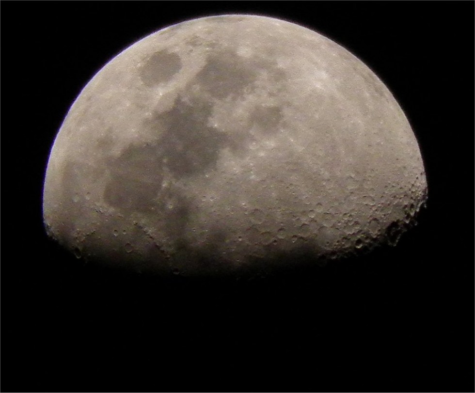 "La luna mas linda, la correntina" de Diego Cazorla Artieda