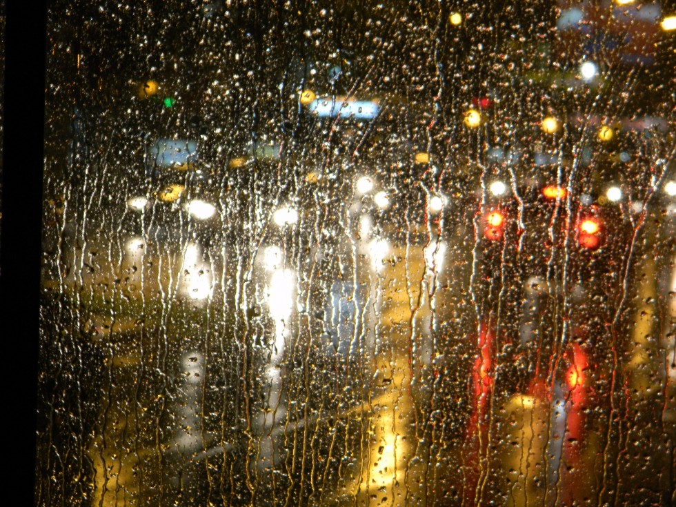 "Llueve sobre Buenos Aires" de Alberto Daniel Frete