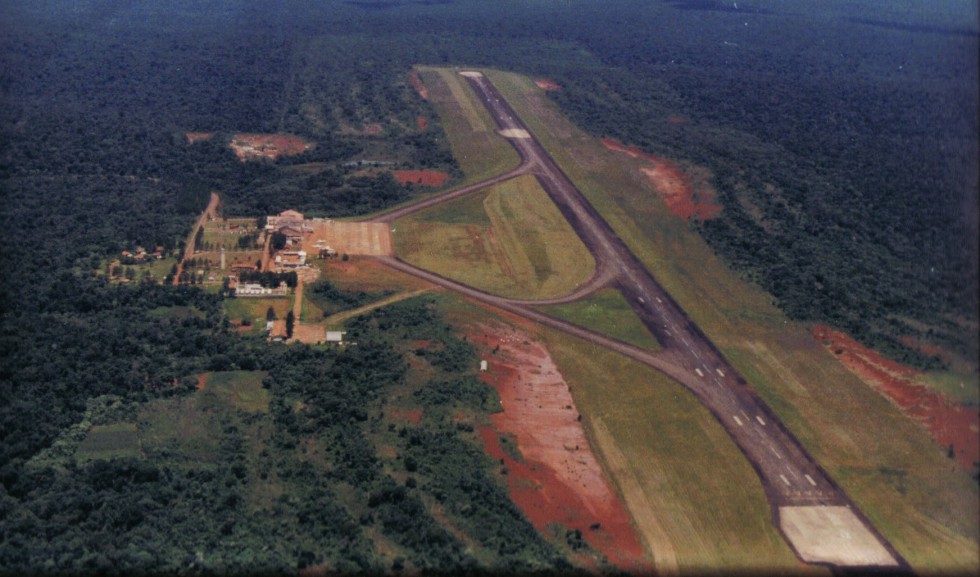 "vista aerea del aeropuerto de misiones" de Griselda Centurion