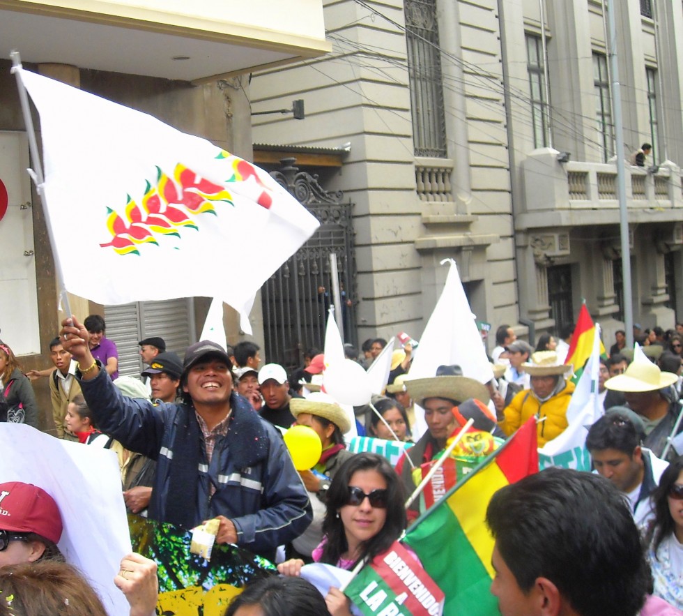 "La llegada de la marcha" de Luis Fernando Altuzarra Bustillos