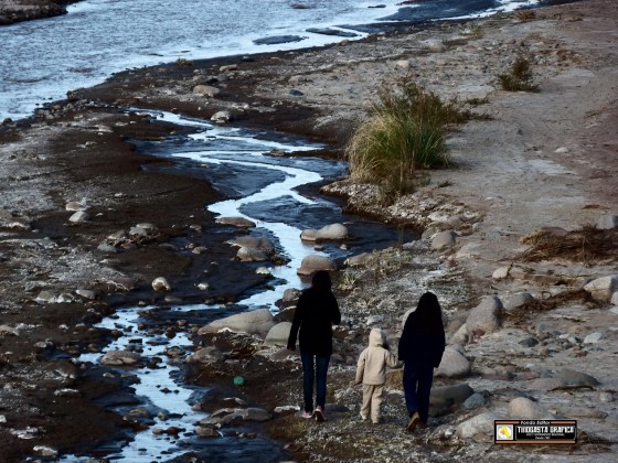 "Paseando por el Ro Abaucn" de Adolfo Antonio Daz