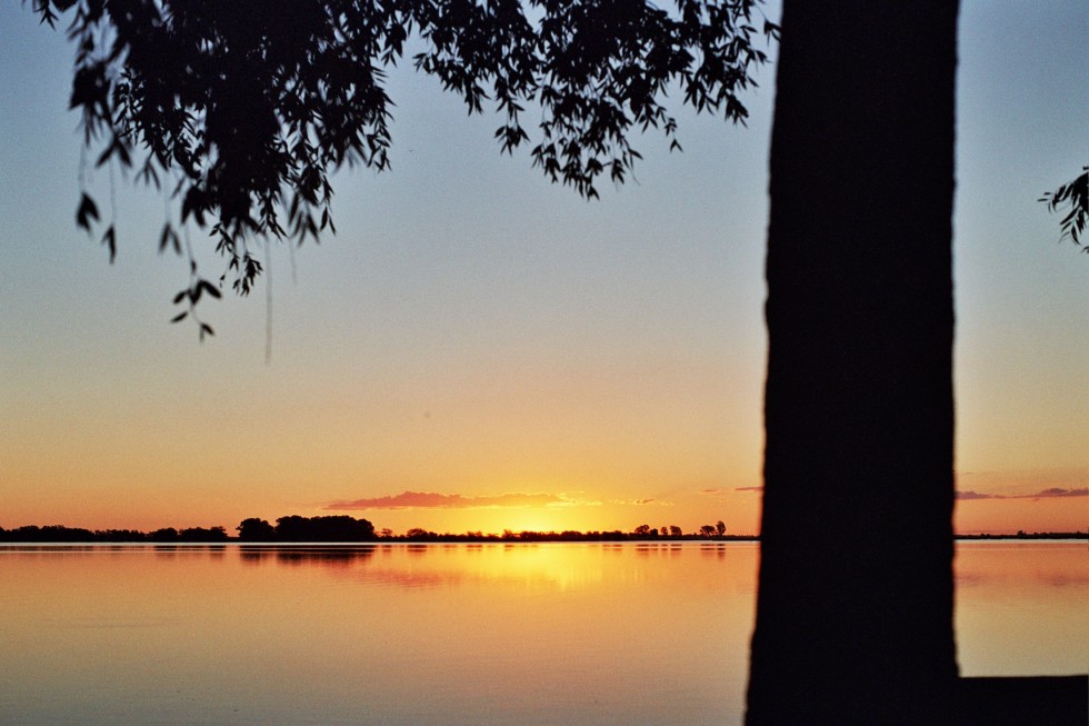 "Laguna de Navarro" de Juan Carlos Barilari