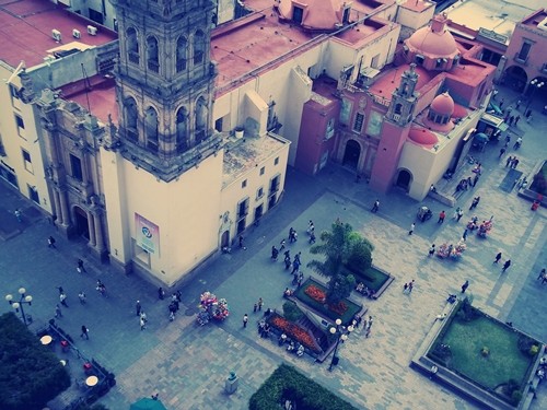 "Plaza Fundadores" de Gustavo Rodriguez Mena