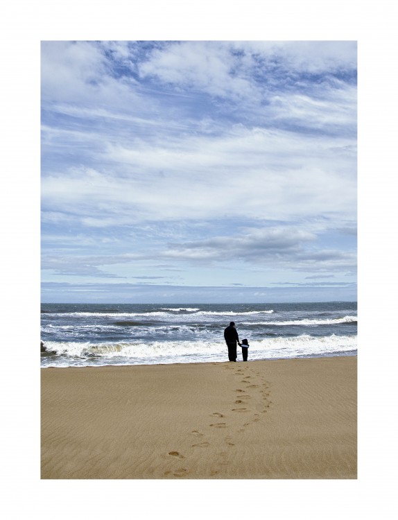 "Mirando el mar" de Analia Coccolo